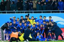 "Bunyodkor"ga bronza medallarini taqdim etgan to'qnashuvdan GALEREYA