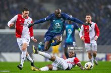 Evropa Ligasi. "Portu" - "Feyenoord" 3:2