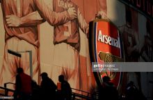 APL. "Arsenal" - "Manchester Siti". Asosiy tarkiblar malum!