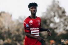 "Real" "Renn" klubining 17 yoshli futbolchisi uchun kurashga qo'shildi