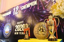 "Paxtakor" futbolchilariga chempionlik medallari va kuboklar topshirildi GALEREYA