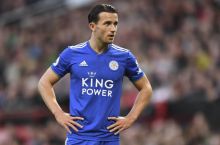 "CHelsi" va "Manchester Siti" Angliya terma jamoasi himoyachisiga qiziqmoqda