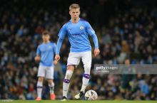Zinchenko "Trent va Mbappe" klubiga azo bo'ldi