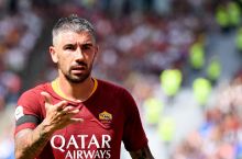 "Roma" Aleksandr Kolarov bilan shartnomani uzaytirdi