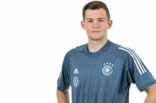 Bundesliga klubida ham koronavirus yuqtirib olgan ilk futbolchi aniqlandi
