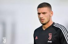 Demiral Turinda qoladi
