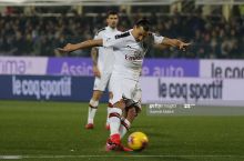 Boateng: "Milan" Zlatanni saqlab qolishi kerak"