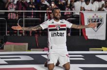 Alvesh futbolchilik faoliyatini qaysi klubda tugatmoqchiligini aytdi