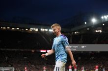 Zinchenko o'zi uchun barcha davr o'yinchilaridan iborat ramziy jamoa tuzdi
