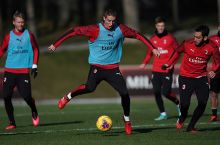 "Milan" ertadan mashg'ulotlarga qaytadi