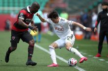 Janubiy Koreya chempionati. "Poxang Stilers" - "Pusan I'Park" 2:0