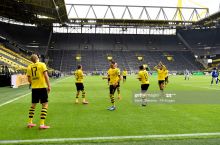 Bundesliga. Rur derbisidan olingan ajoyib suratlar