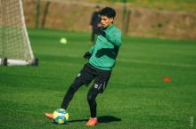"Milan"ga 19 yoshli xavbek kerak