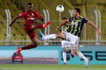 Turkiya Superligasi. "Fenerbaxche" - "Kayserispor" 2:1