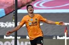 APL. "Vulverxempton" "Manchester Yunayted"ga etib oldi