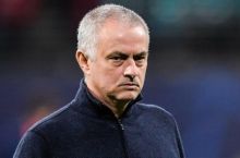 Моуринью: " Ҳакам майдонда инсон сифатида қолиши керак"