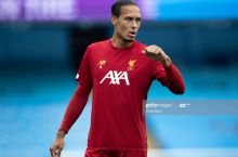 "CHelsi" yoki "Manchester Siti"ga ham o'tishim mumkin edi" - Van Deyk nima uchun "Liverpul"ni tanlaganini aytdi