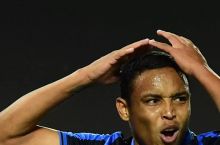 “Atalanta”ning etakchi futbolchilaridan biri suzish havzasi chetida sirg'alib ketib, boshidan jarohatlandi