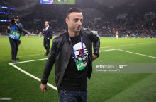 Бербатов: "Санчо ўйланиб ўтирмаслиги керак"