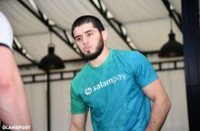 Olamsport: Сауль Альвареснинг енгилмас чемпионга қарши жанги, Махачевнинг жанги кутилмаганда бекор қилинди