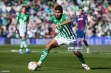 Fekir "Betis" bilan yangi shartnoma imzolaydi