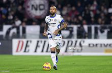 Vidal faoliyatini "Tottenxem"da davom ettirishi mumkin