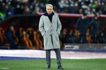 "Roma" bosslari Mourinyuni qo'llab-quvvatlamoqda. Klub uning transfer borasidagi istaklarini qondirishni rejalashtirmoqda