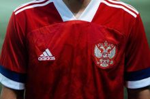 Adidas Rossiya terma jamoasi bilan hamkorlikni to'xtatdi
