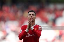 "Liverpul" muxlislari MYUga qarshi o'yinda farzandidan ayrilgan Ronalduni qarsaklar sadosi ostida qo'llab-quvvatlashmoqchi