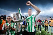 "Betis"ning 41 yoshli afsonasi jamoada yana bir mavsum qolmoqchi