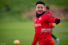 Lingard "Nottingem Forest" nigohida