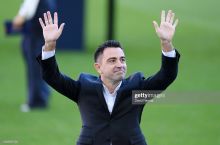 Xavi ikki futbolchini ketishga ko'ndirmoqchi. "Barsa" 100 million ishlab olmoqchi