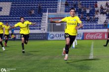 Eshitdik-da! "Navbahor" "Neftchi" futbolchisi uchun yiliga 2 mlrd so'm maosh to'lashga tayyor