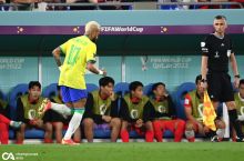⚡️ “974” stadionidan eksklyuziv kadrlar: Neymar musobaqadagi ilk golini urganida nega tribuna tomon yugurgani malum