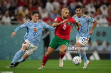 "Liverpul" vakillari Amrabat bilan uchrashdi