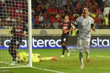 O'rtoqlik uchrashuvi. "Liverpul" asosiy vaqtda "Milan"ni mag'lubiyatga uchratdi. O'yindan keyin esa penaltilar seriyasi o'tkazildi