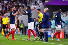 Desham Jiru va Dembelening erta almashtirilganiga izoh berdi