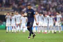 Ueyn Runi: "Mbappe Messi va Ronaldu darajasiga chiqishi uchun MYU yoki "Real"ga o'tishi kerak"