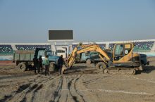 "So'g'diyona" markaziy stadionida tamirlash ishlari olib borilmoqda
