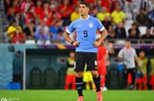 S.Arabistoni chempionatida autsayderlar qatorida borayotgan klub Suaresga taklif yubordi