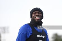 "CHelsi" yanvar oyida Kulibalini sotishi mumkin