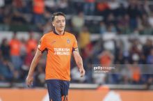 O'zil: “Samo” FK Maradona va Pele bilan doimo engilmas bo'lib qoladi”