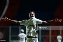 "Milan" va "Nyukasl" "Santos" yosh hujumchisiga qiziqish bildirmoqda