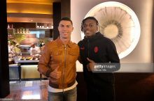 Ronaldu “Milan”ning Ar Riyoddagi mashg'ulotlariga tashrif buyurdi va Leau bilan uchrashdi