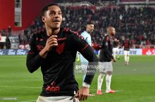 "Manchester Yunayted" braziliyalik yosh futbolchiga qiziqmoqda
