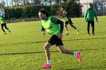 "Neftchi" safida rossiyalik futbolchi ko'rikdan o'tmoqda