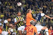 Turkiya Superligasi. Bitta aniq zarba berilgan Istanbul derbisi nursiz durang bilan yakunlandi, "Fenerbaxche" va "Galatasaroy" turnir jadvalida qo'shhokimlik qilishmoqda