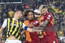 Turkiya Superligasi. "Fenerbaxche" - "Galatasaroy" 0:0