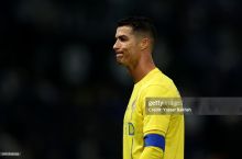 Ronaldu medalini tomoshabinlarga uloqtirdi - u ikkinchi bo'lishni yoqtirmaydi