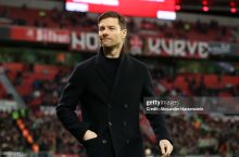 Xabi Alonso keyingi mavsum ham "Bayer"da qolishini elon qildi